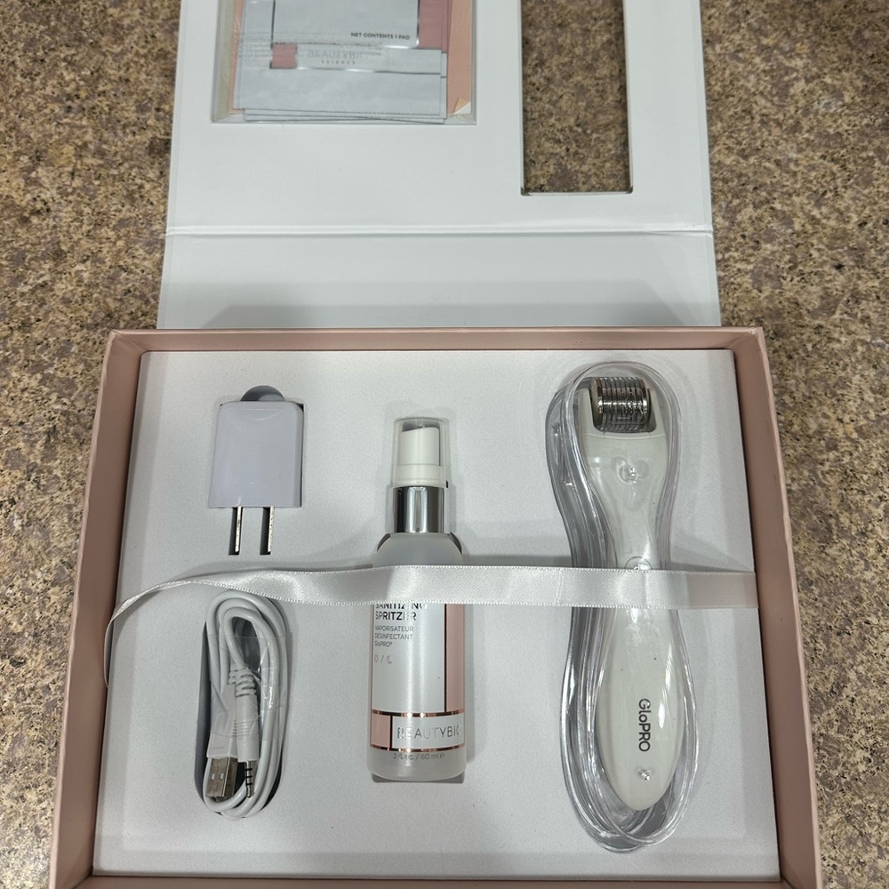 COPY - Glo Pro microneedling tool and kit